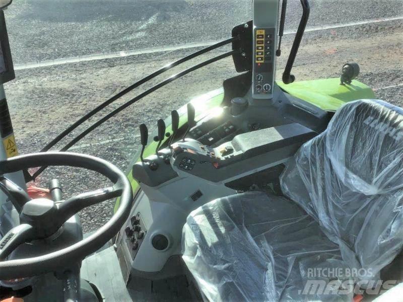 CLAAS ARION 530 Tractores