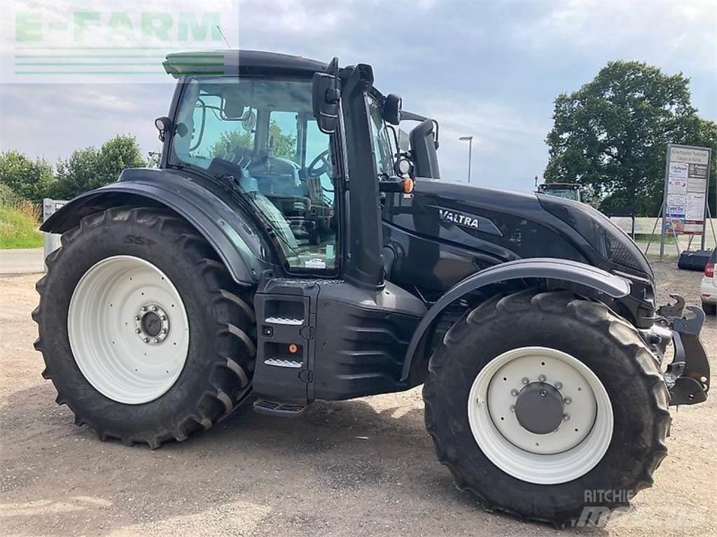 Valtra t254a mr19 Tractores