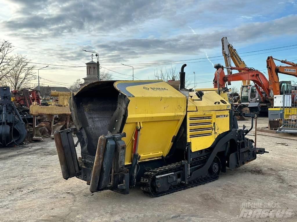 Bomag BF 223 C Asfaltadoras