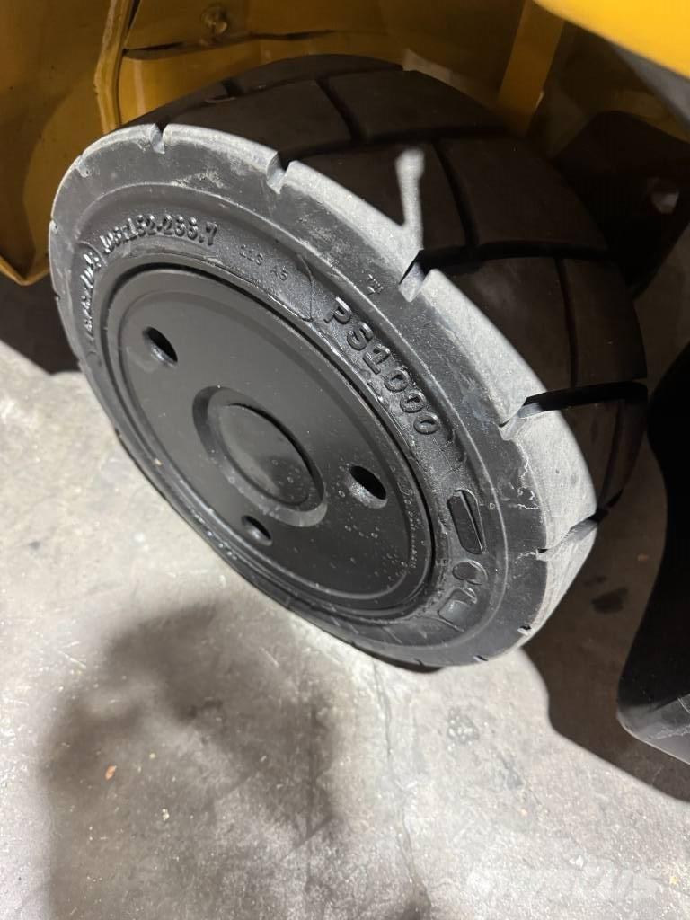 CAT 2C 6000 Otras carretillas elevadoras