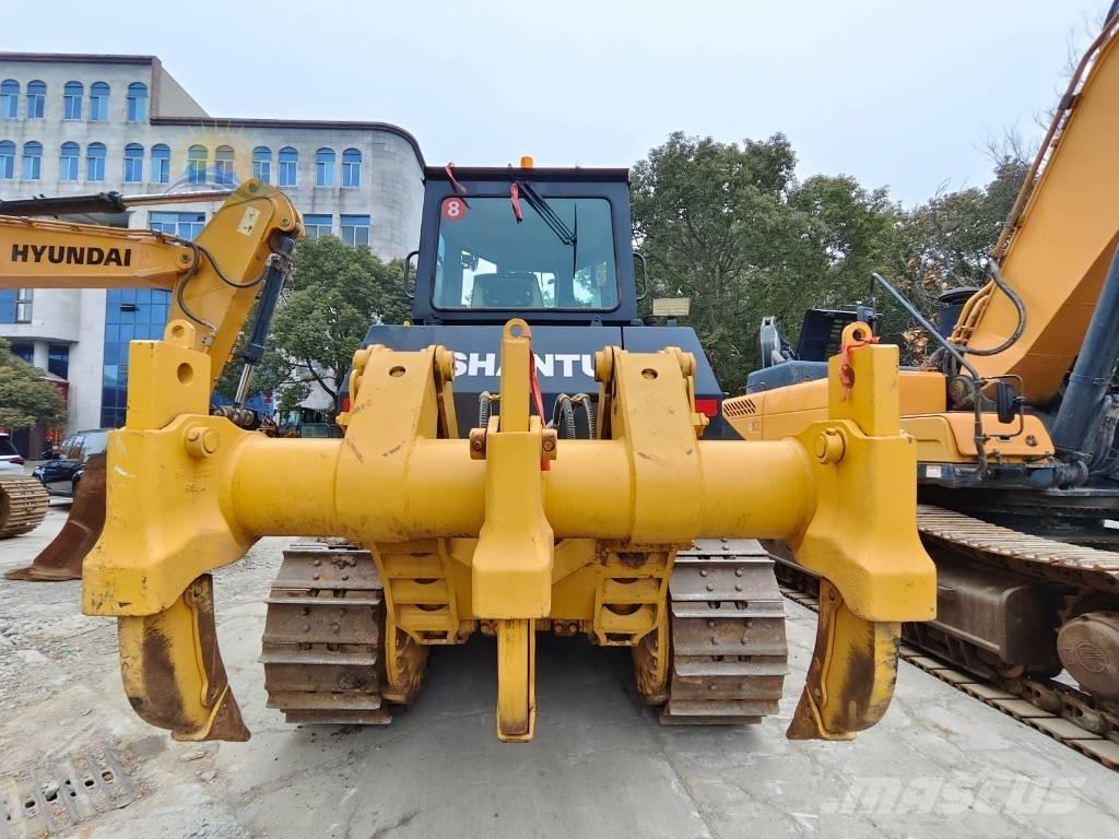 Shantui SD 22 Buldozer sobre oruga