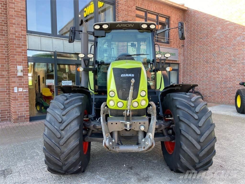 CLAAS Arion 640 Tractores