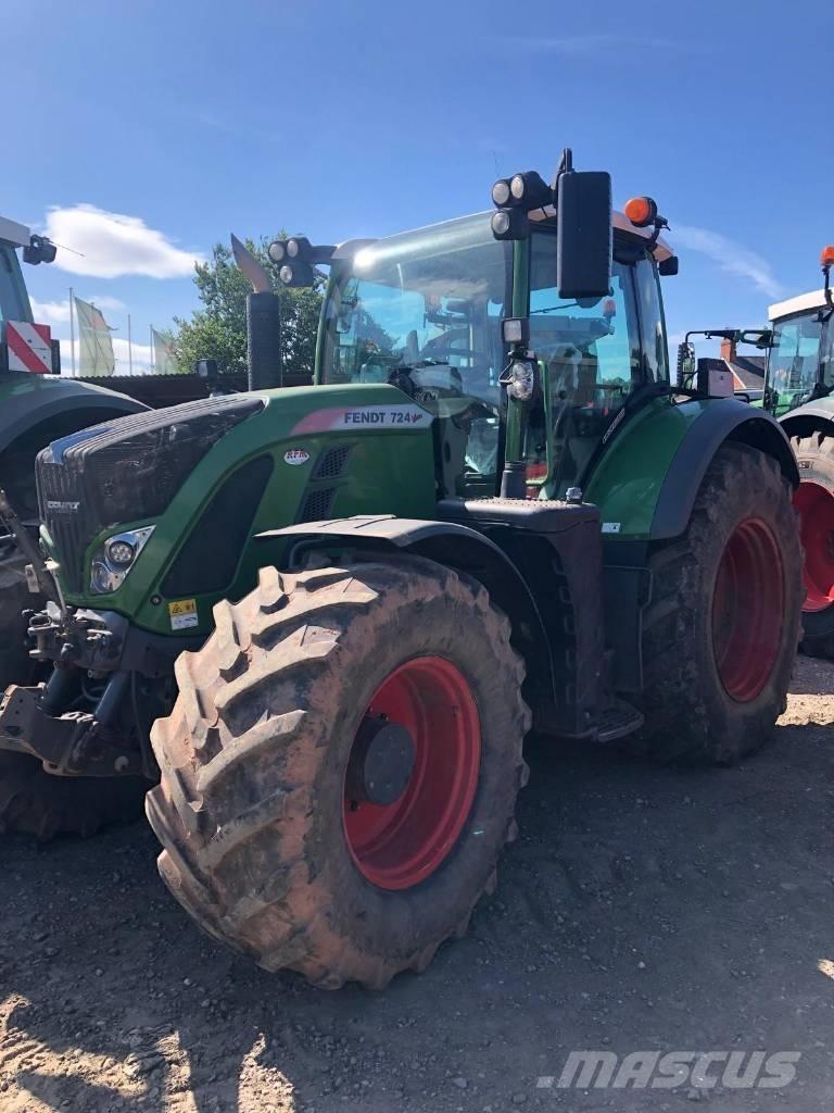 Fendt 724 Vario S4 Tractores