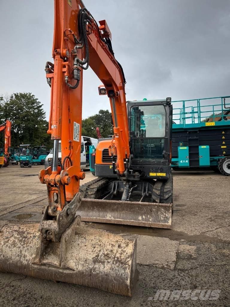 Doosan DX 63-3 Excavadoras de cadenas