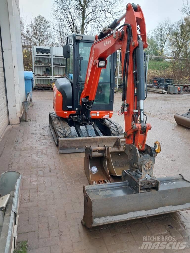 Kubota U 27-4 Mini excavadoras < 7t