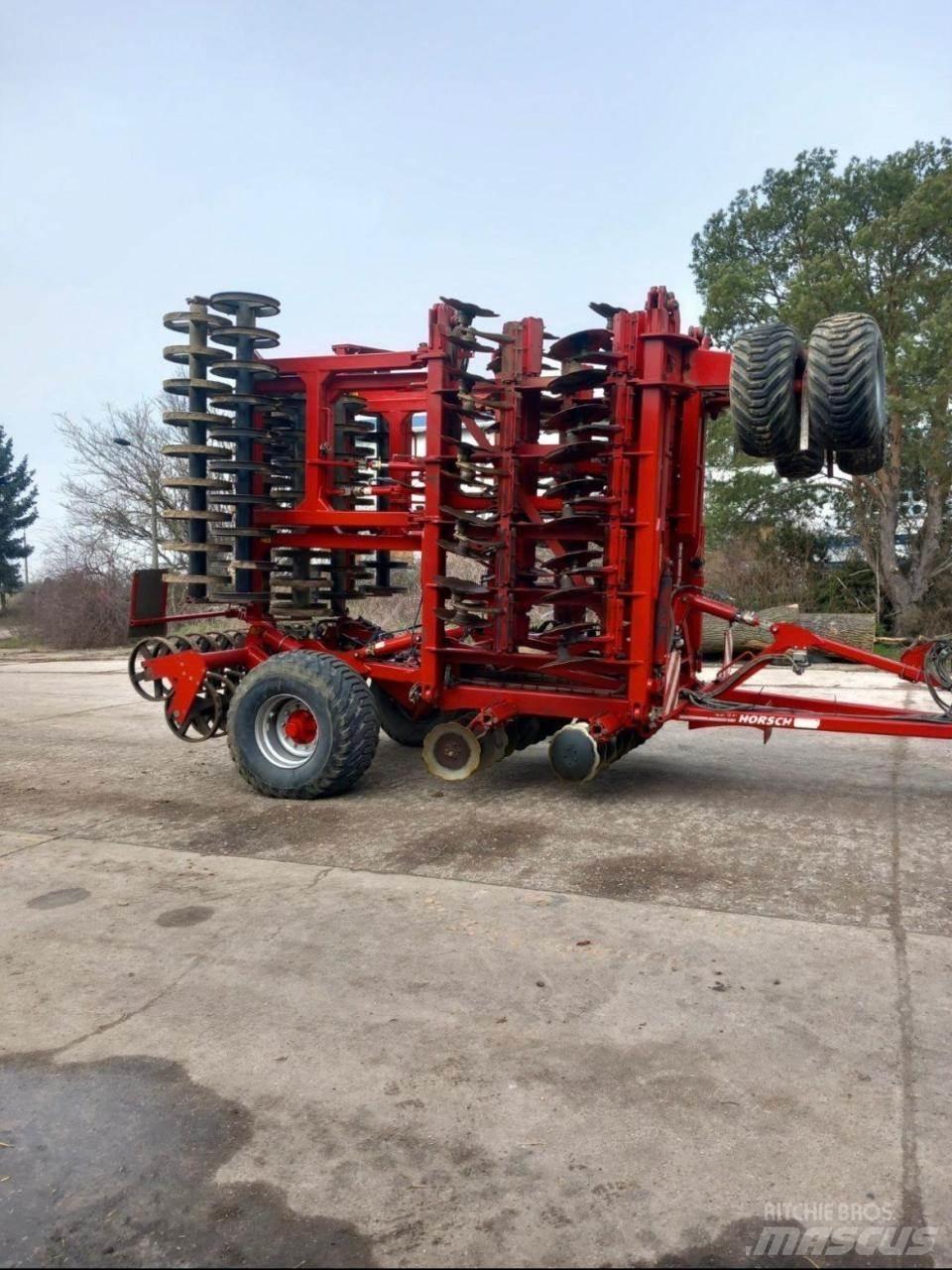 Horsch Joker 12 RT Gradas de discos