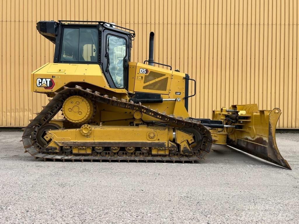 CAT D 5 LGP Buldozer sobre oruga