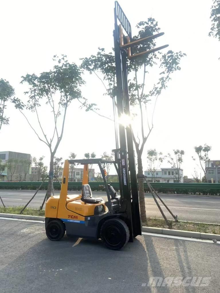 TCM FD 30 Carretillas diesel
