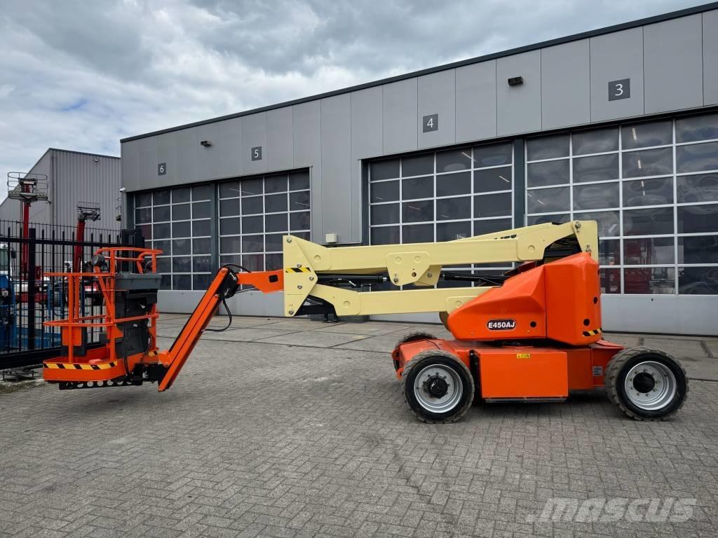 JLG E 450 AJ Plataforma de trabajo articulada