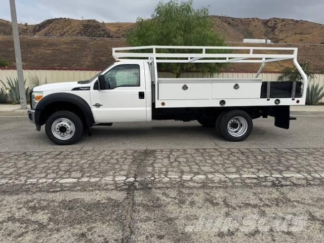 Ford F 450 Vehículos - Taller