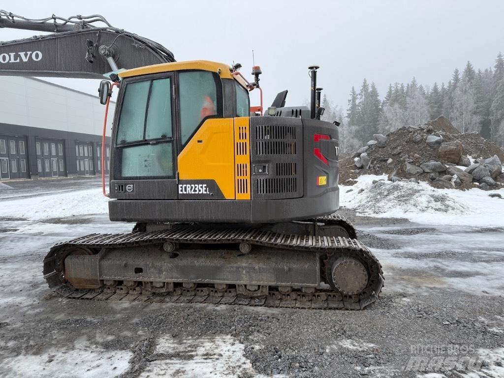 Volvo EC 235 EL Excavadoras de cadenas