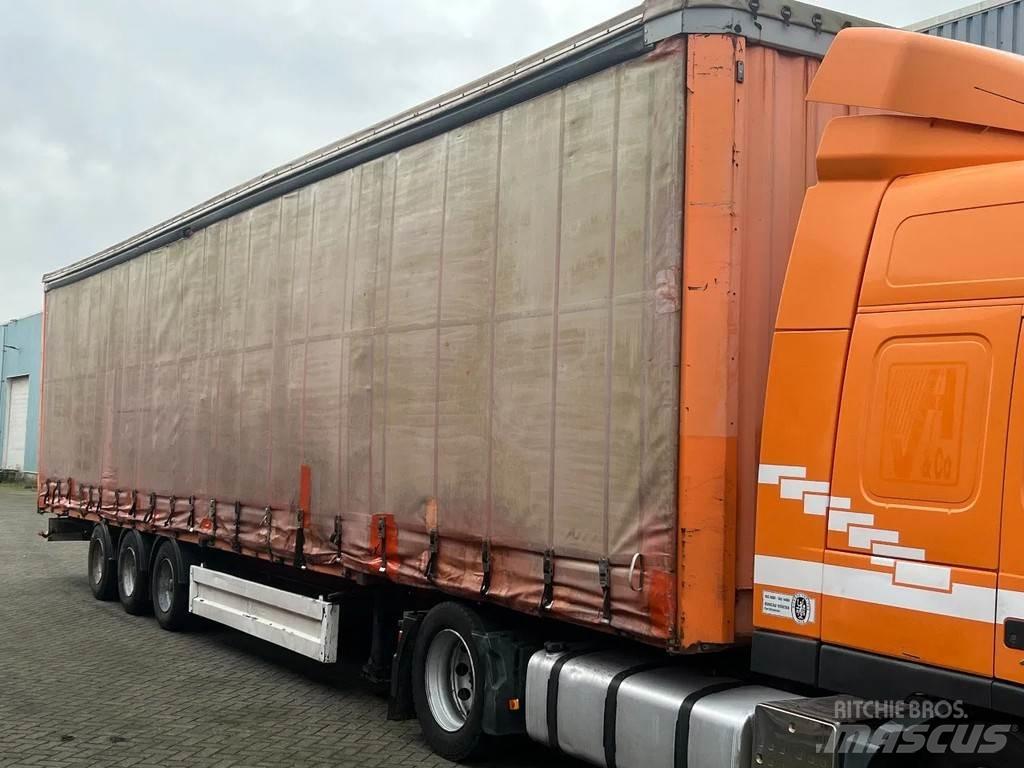Krone + 3 AXEL + MEGA Semirremolques con caja de lona