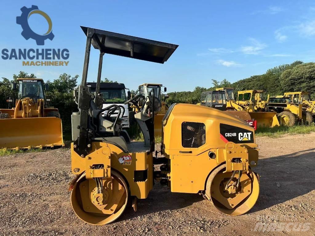 CAT CB 24 B Rodillos de doble tambor