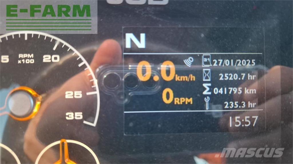 JCB 4220 fastrac Tractores