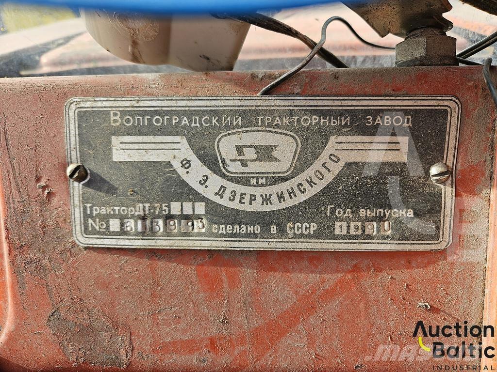  Onbekend DT-75 Buldozer sobre oruga