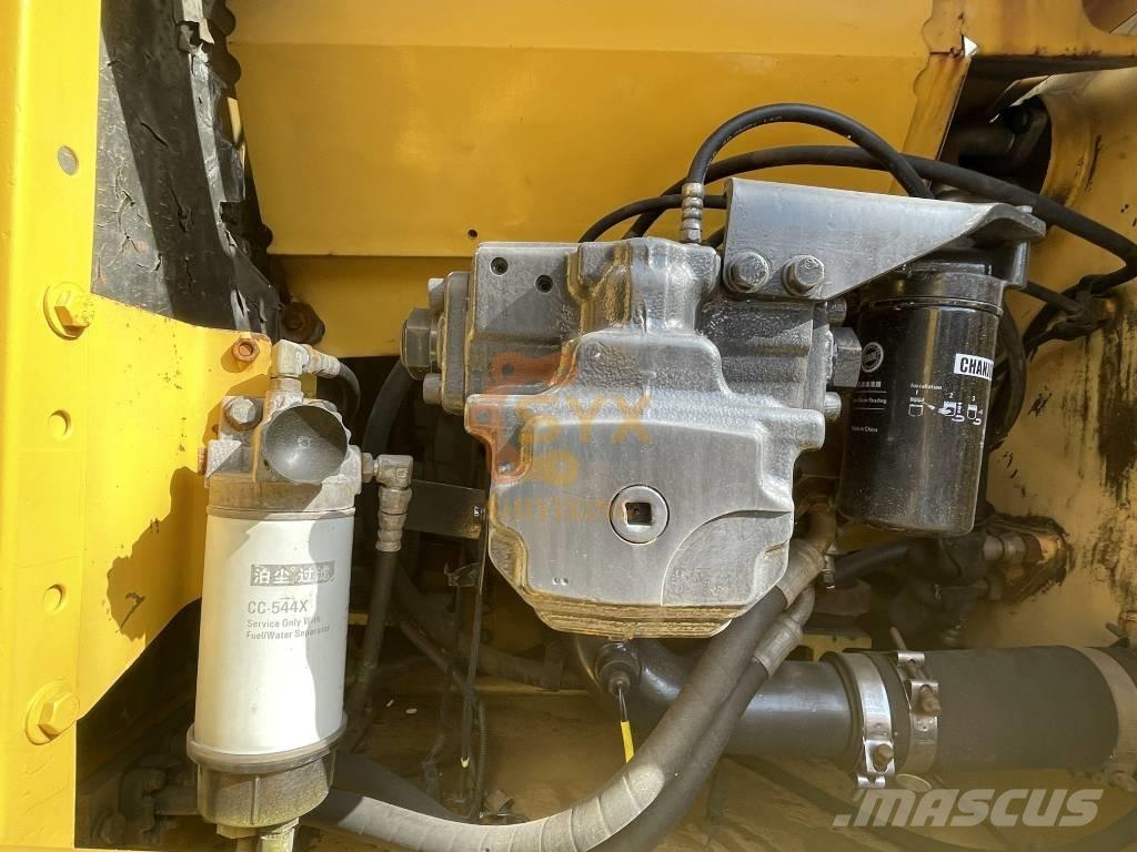 Komatsu PC 220-8 Excavadoras de cadenas