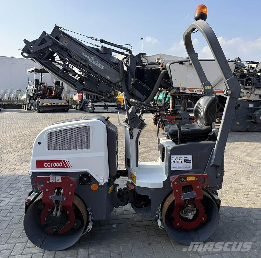 Dynapac CC 1000 Rodillos de doble tambor
