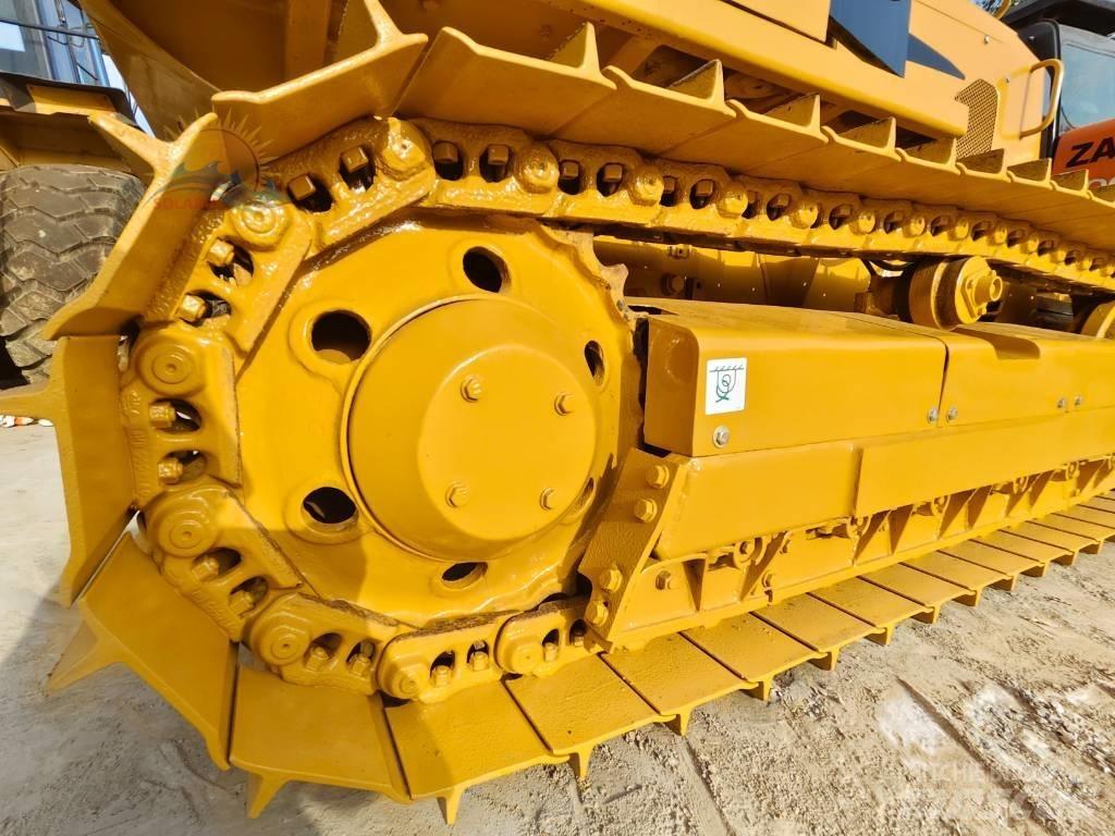 CAT D 5 K Buldozer sobre oruga