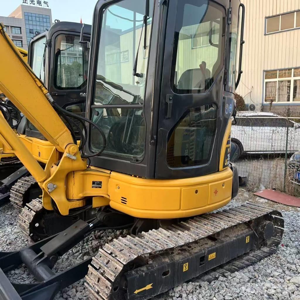 Komatsu PC 35 MR Mini excavadoras < 7t