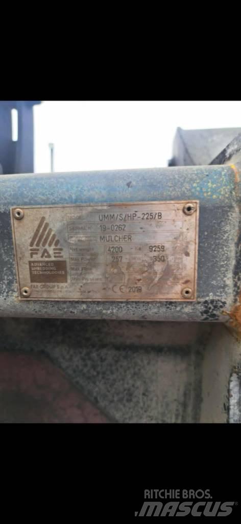 FAE UMM/S/HP- 225 Forestal - Otros