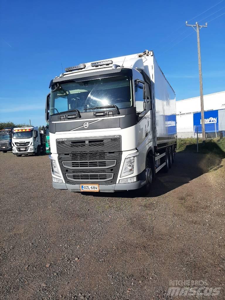 Volvo FH 13 Camiones volquete para virutas de madera