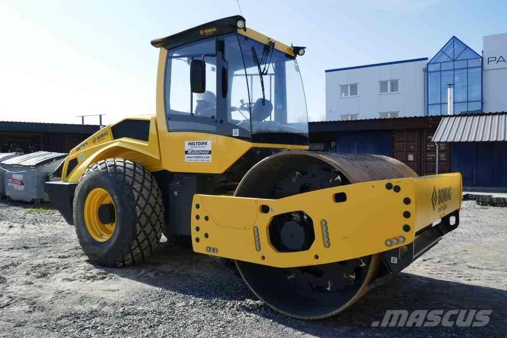 Bomag BW 213 D-5 Compactadores de suelo