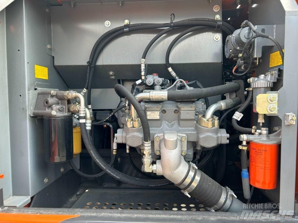 Hitachi ZX 220 LC Excavadoras de cadenas
