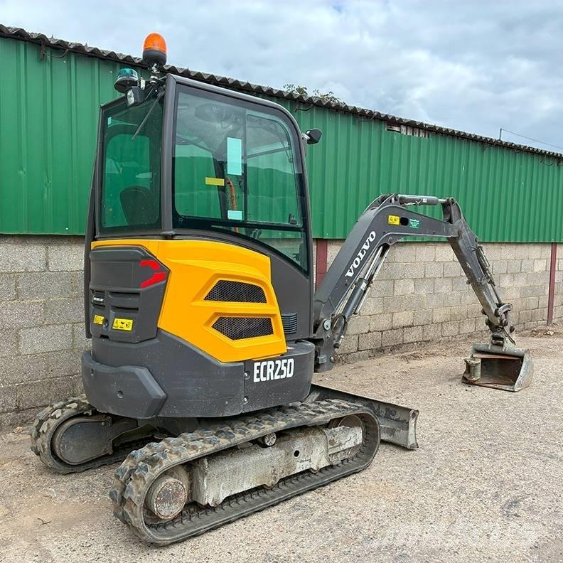 Volvo ECR25D Mini excavadoras < 7t
