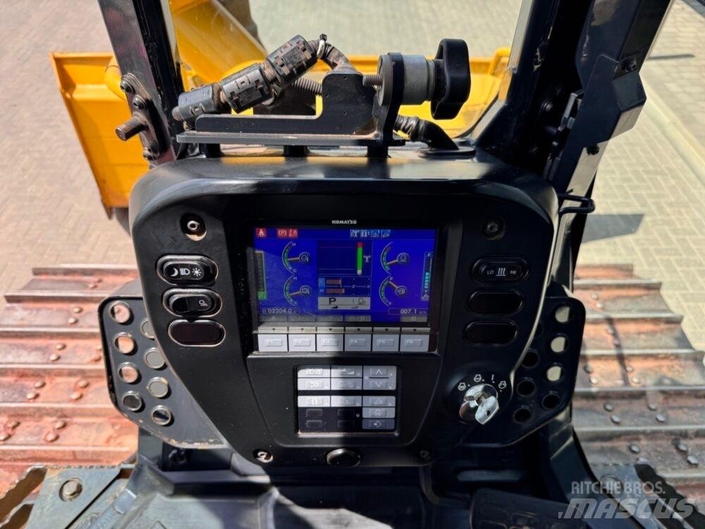 Komatsu D51PXi-24EO Buldozer sobre oruga