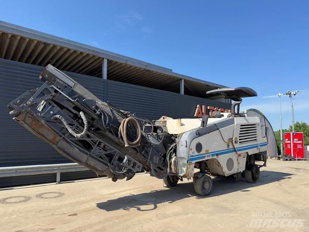 Wirtgen W 100 F Máquinas moledoras de asfalto en frío