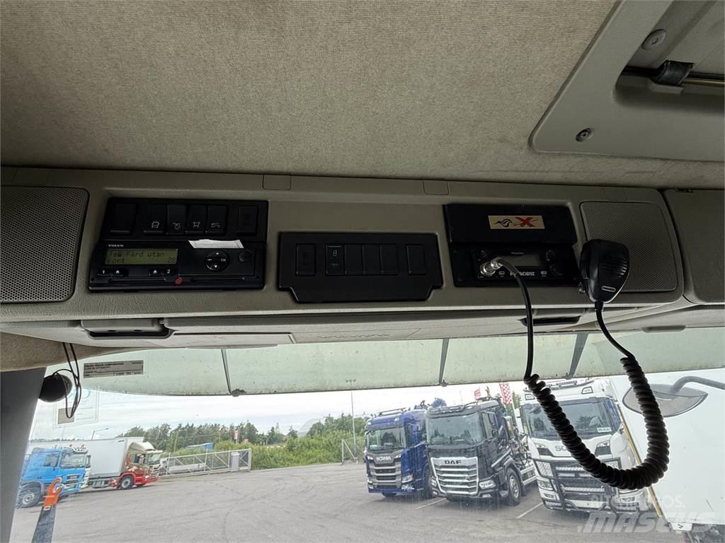 Volvo FM 500 8X4 Camiones para granja y transporte de granos