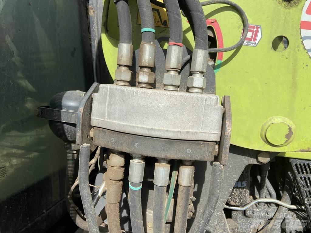CLAAS ARION 420 Tractores