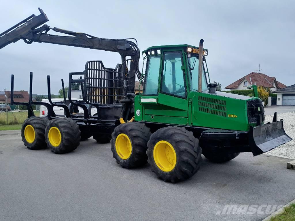 John Deere 1110 D Autocargadoras