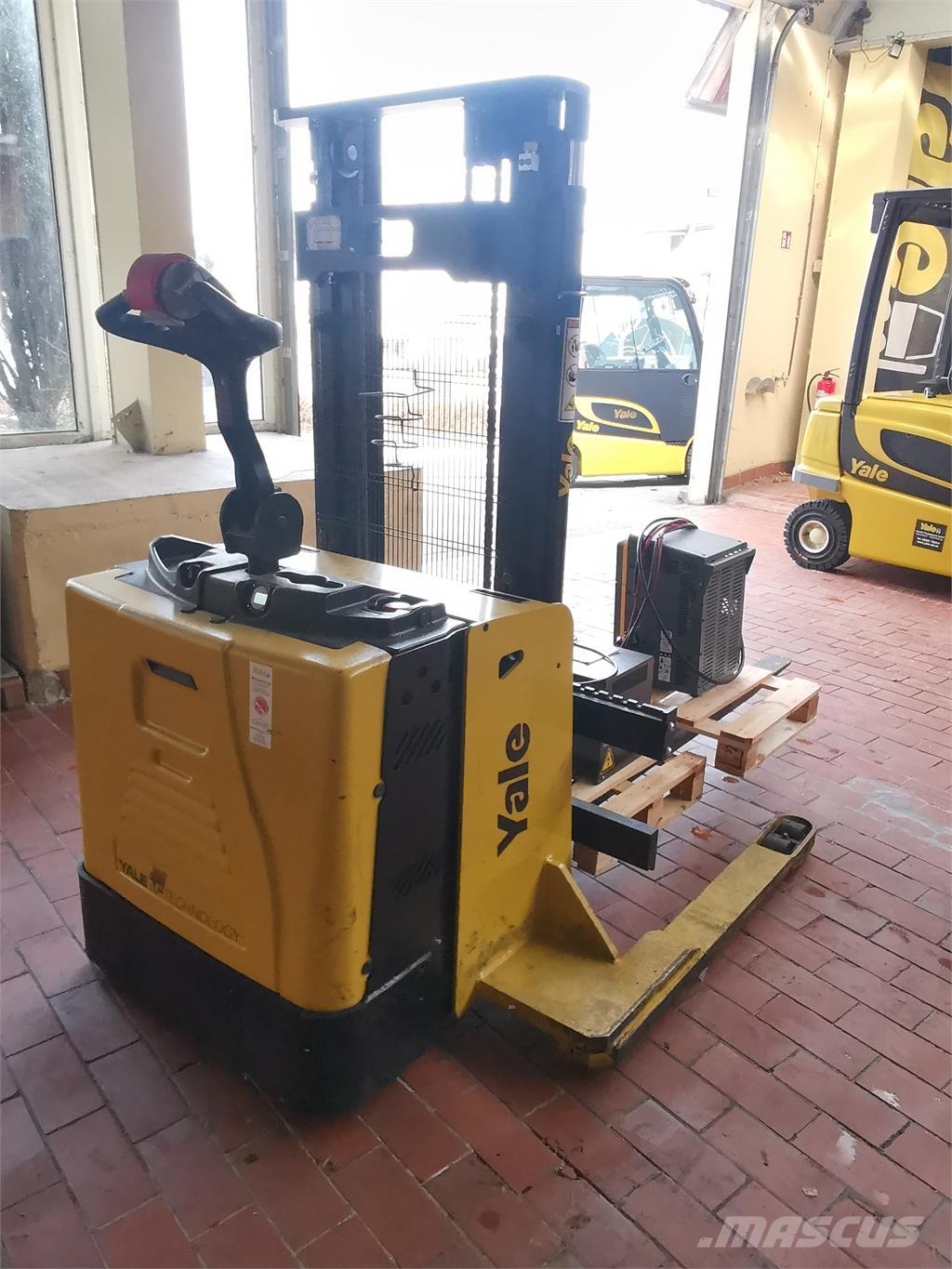 Yale MS15XSL Apiladores eléctricos autopropulsados