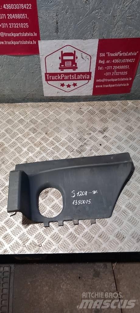 Scania 94 D.   1390075 Cabinas e interior