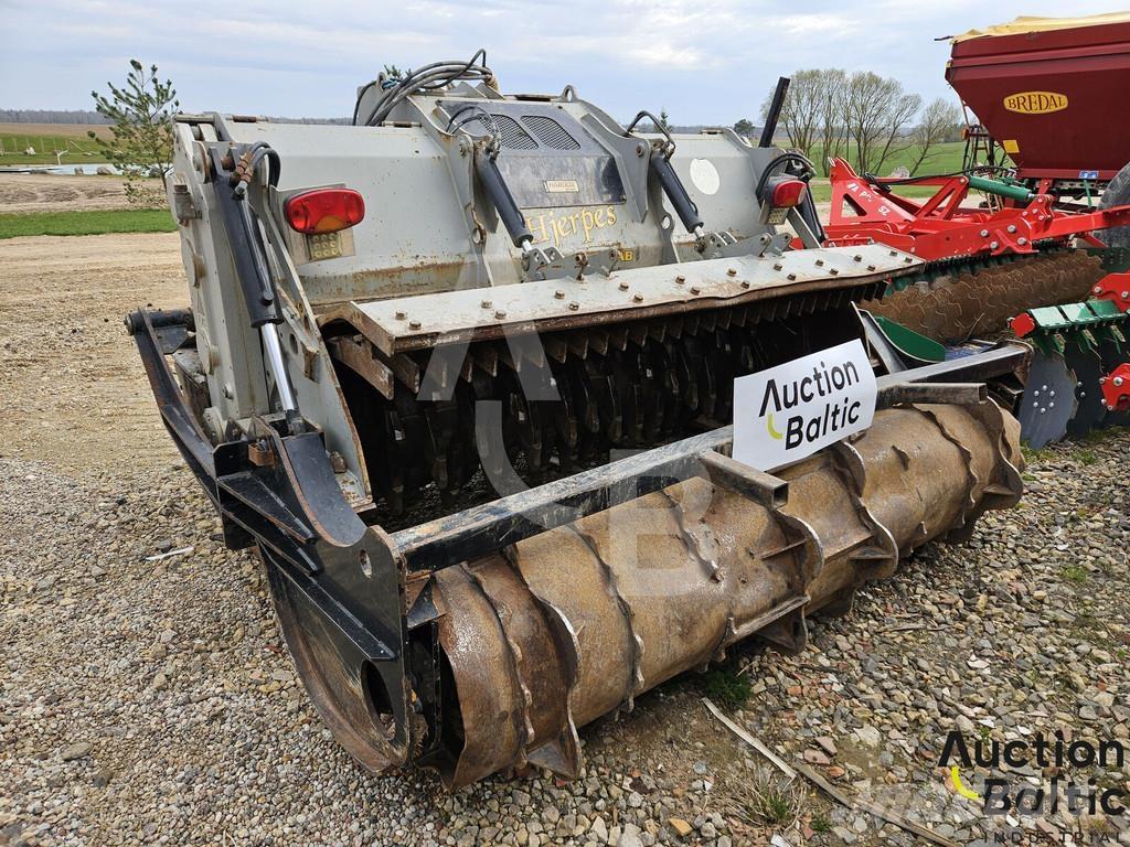 FAE RSM 225 Otros equipos usados para la recolección de forraje