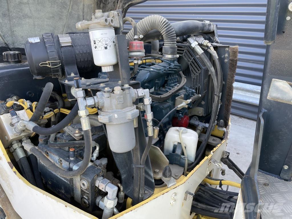 Bomag BW 135 AD-5 Rodillos de doble tambor