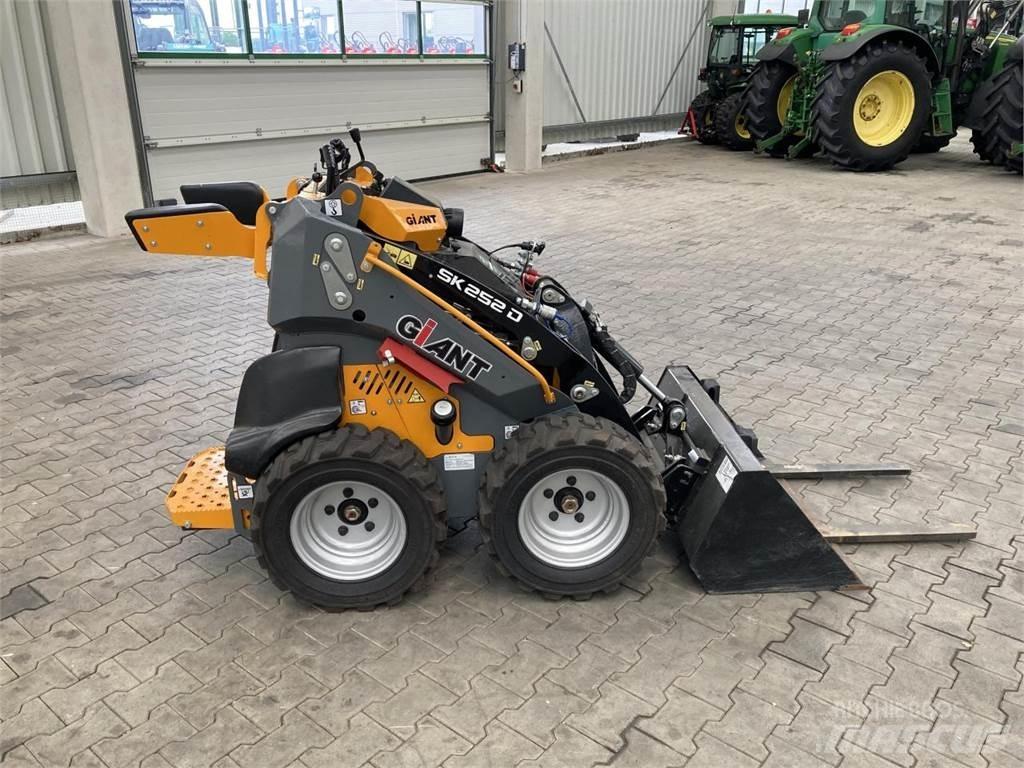 GiANT SK 252D Palas cargadoras