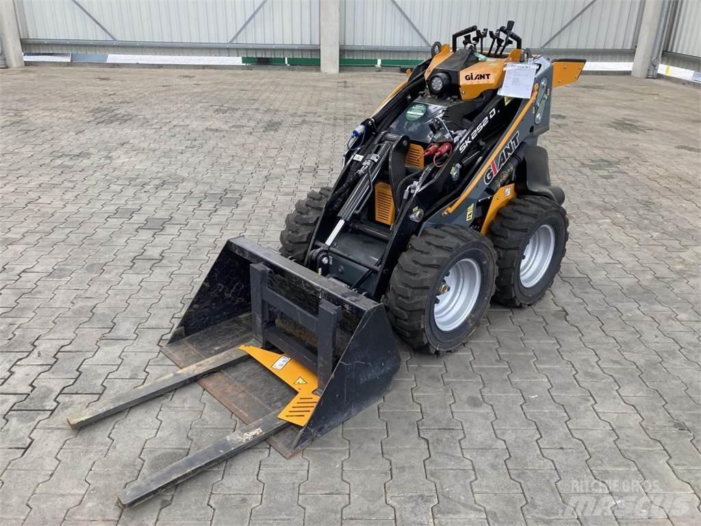 GiANT SK 252D Palas cargadoras
