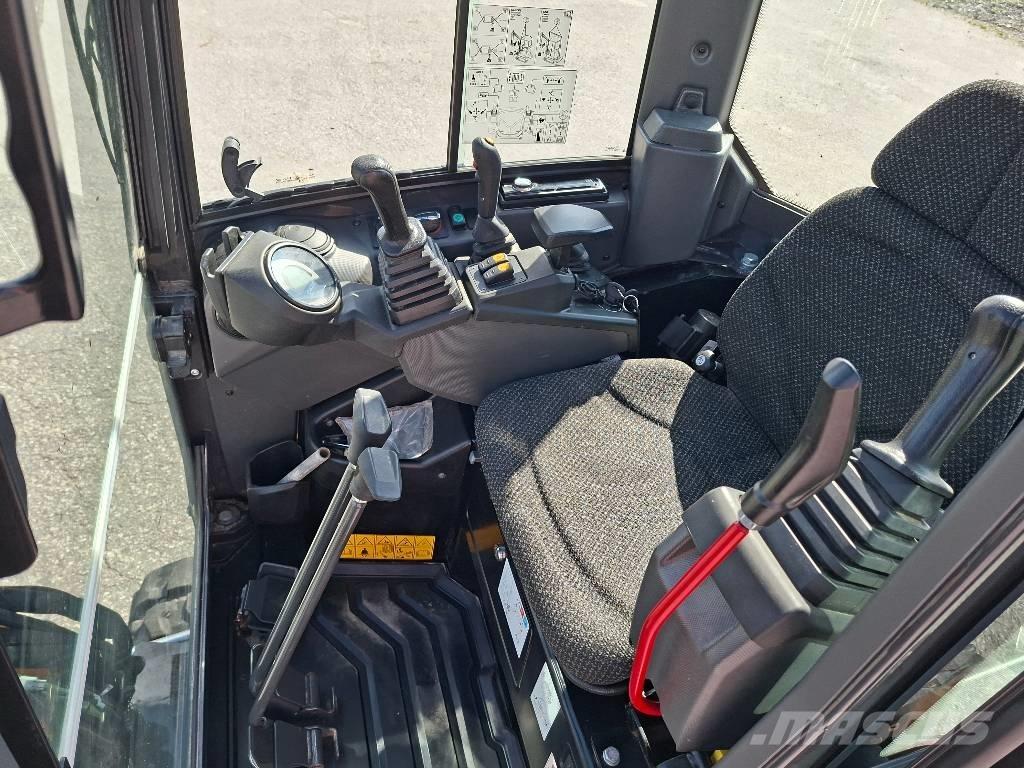 CASE CX 17 D Mini excavadoras < 7t