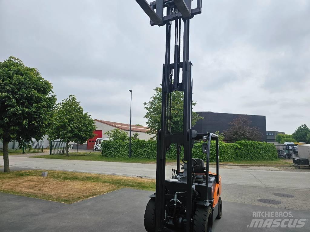 Doosan D 35 S-7 Carretillas diesel