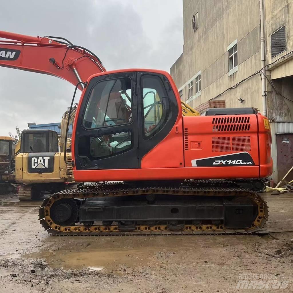 Doosan DX140 LC-9C Excavadoras 7t - 12t