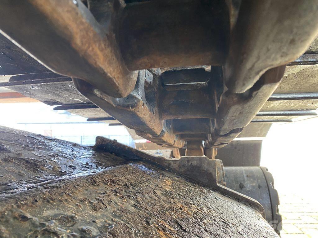 Hitachi ZX 180 LC-3 Excavadoras de cadenas