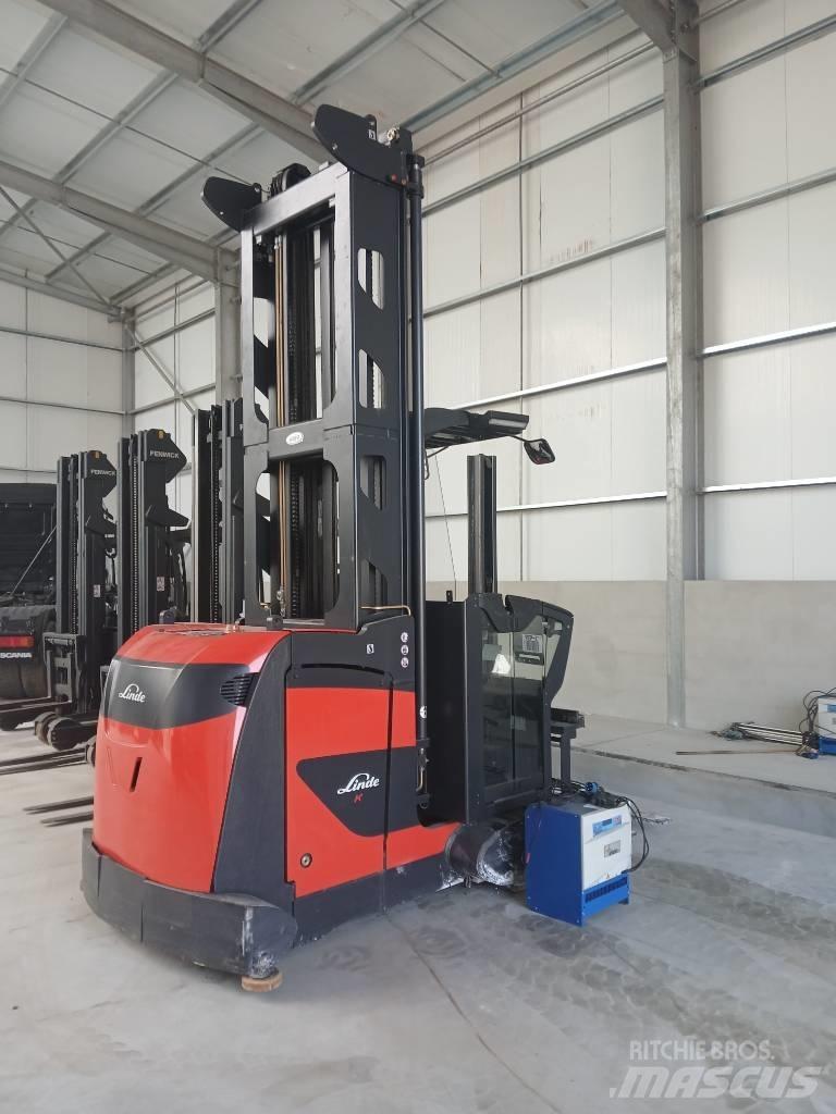 Linde K 10 Carretilla para pasillo estrecho