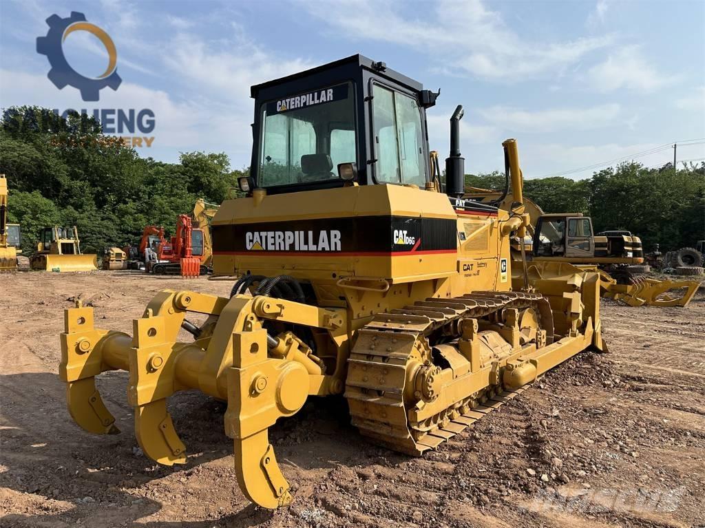 CAT D6G Buldozer sobre oruga