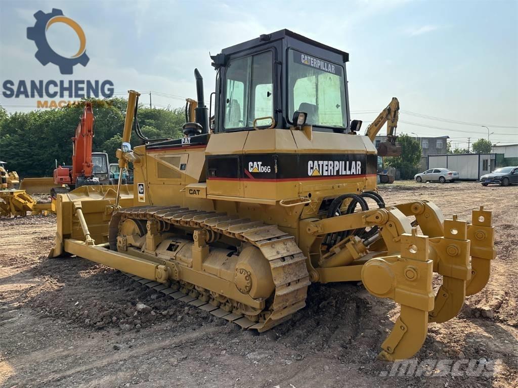 CAT D6G Buldozer sobre oruga