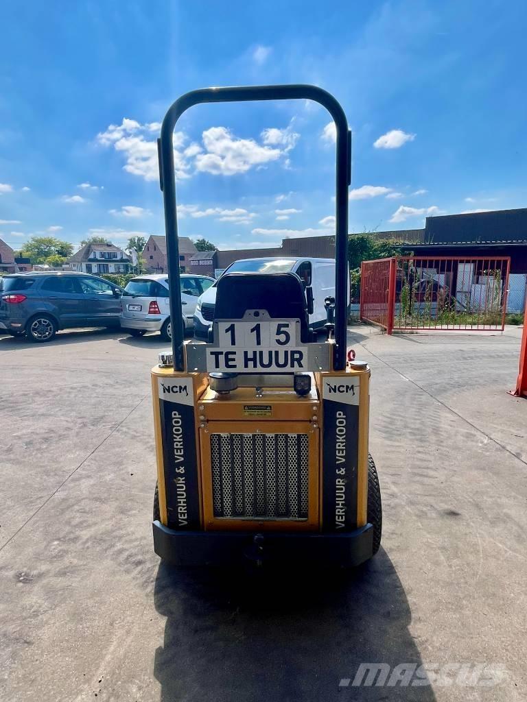 Knikmops KM 100 Cargadoras sobre ruedas