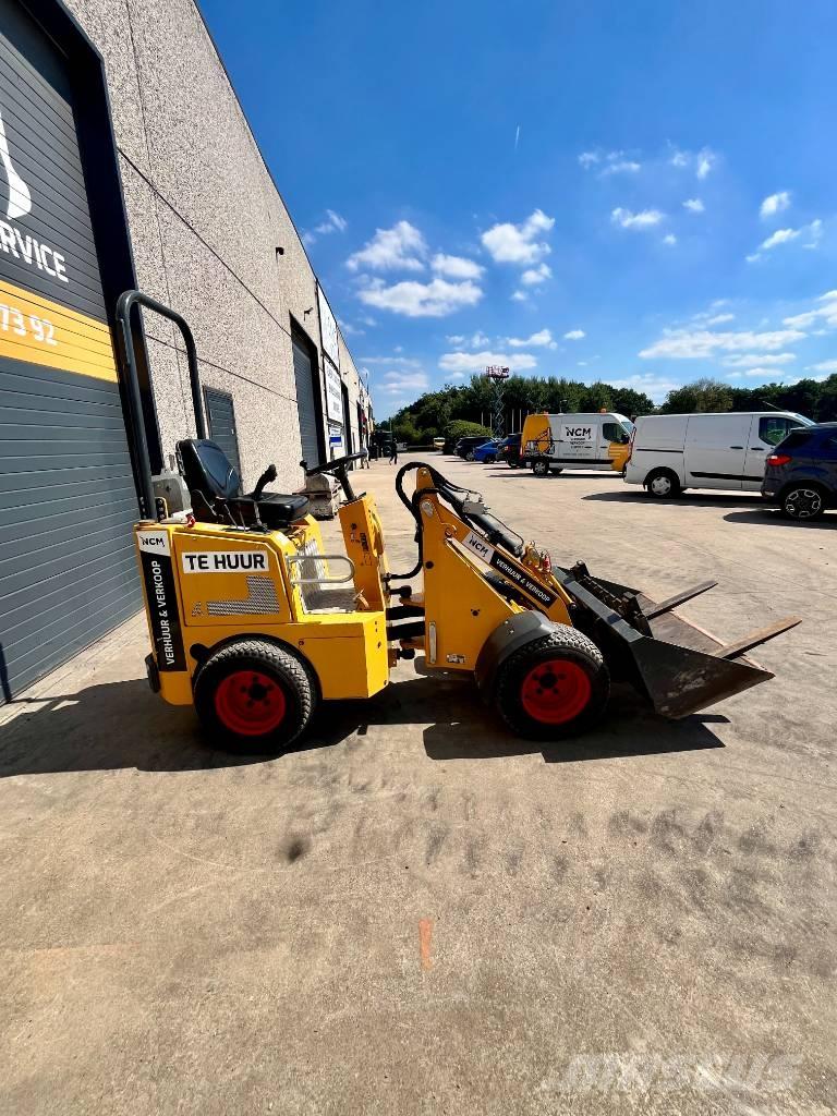 Knikmops KM 100 Cargadoras sobre ruedas