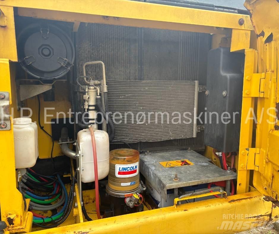 New Holland E 135 B Excavadoras de cadenas