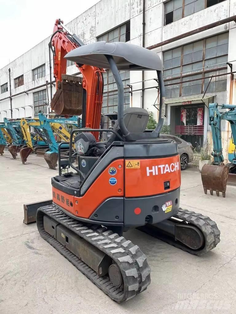 Hitachi ZX 30 U Mini excavadoras < 7t